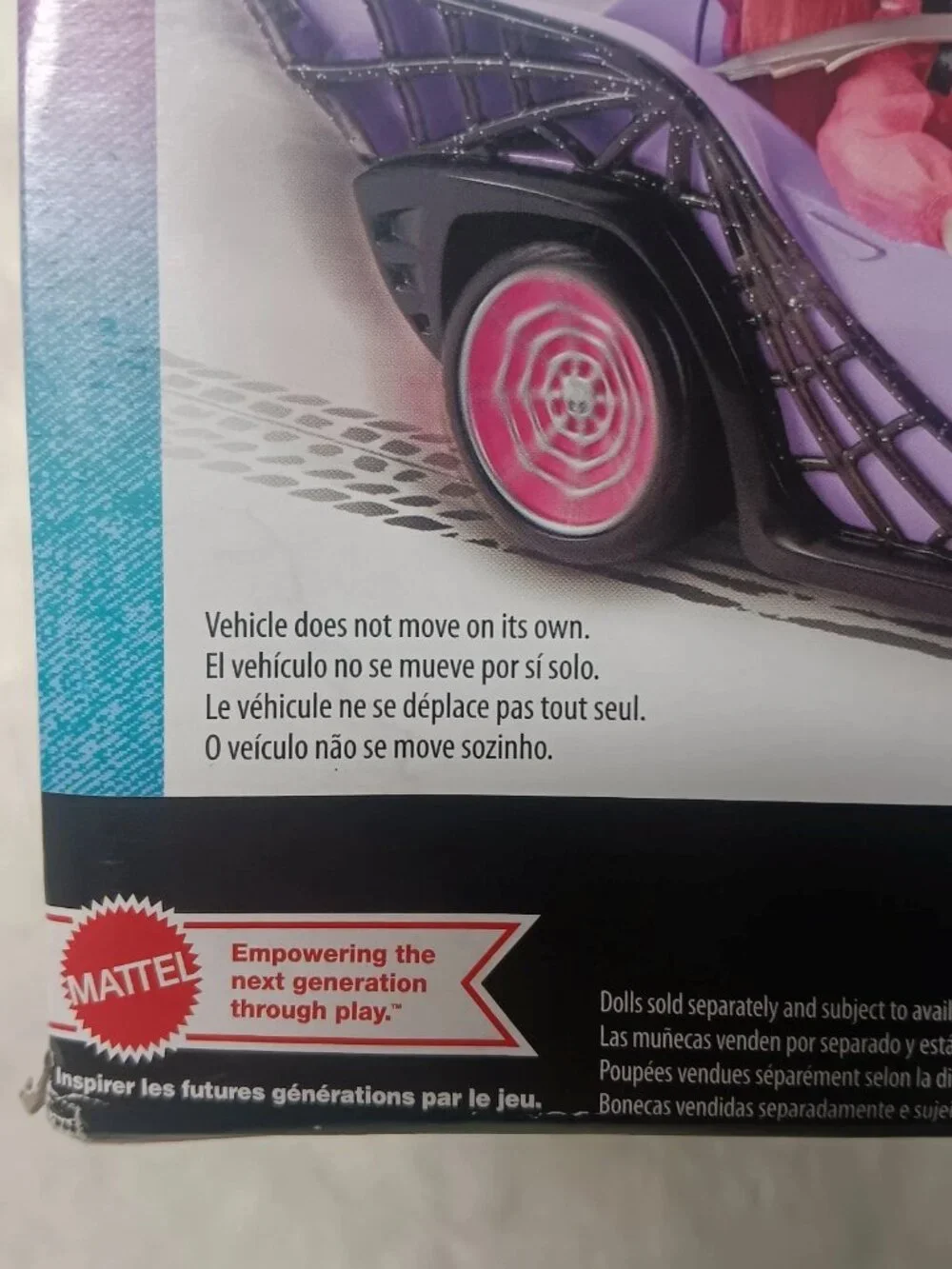 Monster High 2022 Ghoul Mobile Accessories Included - NIB (box has mild wear)